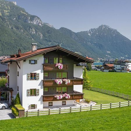Alpenherz Ferienwohnungen Pertisau Eksteriør bilde