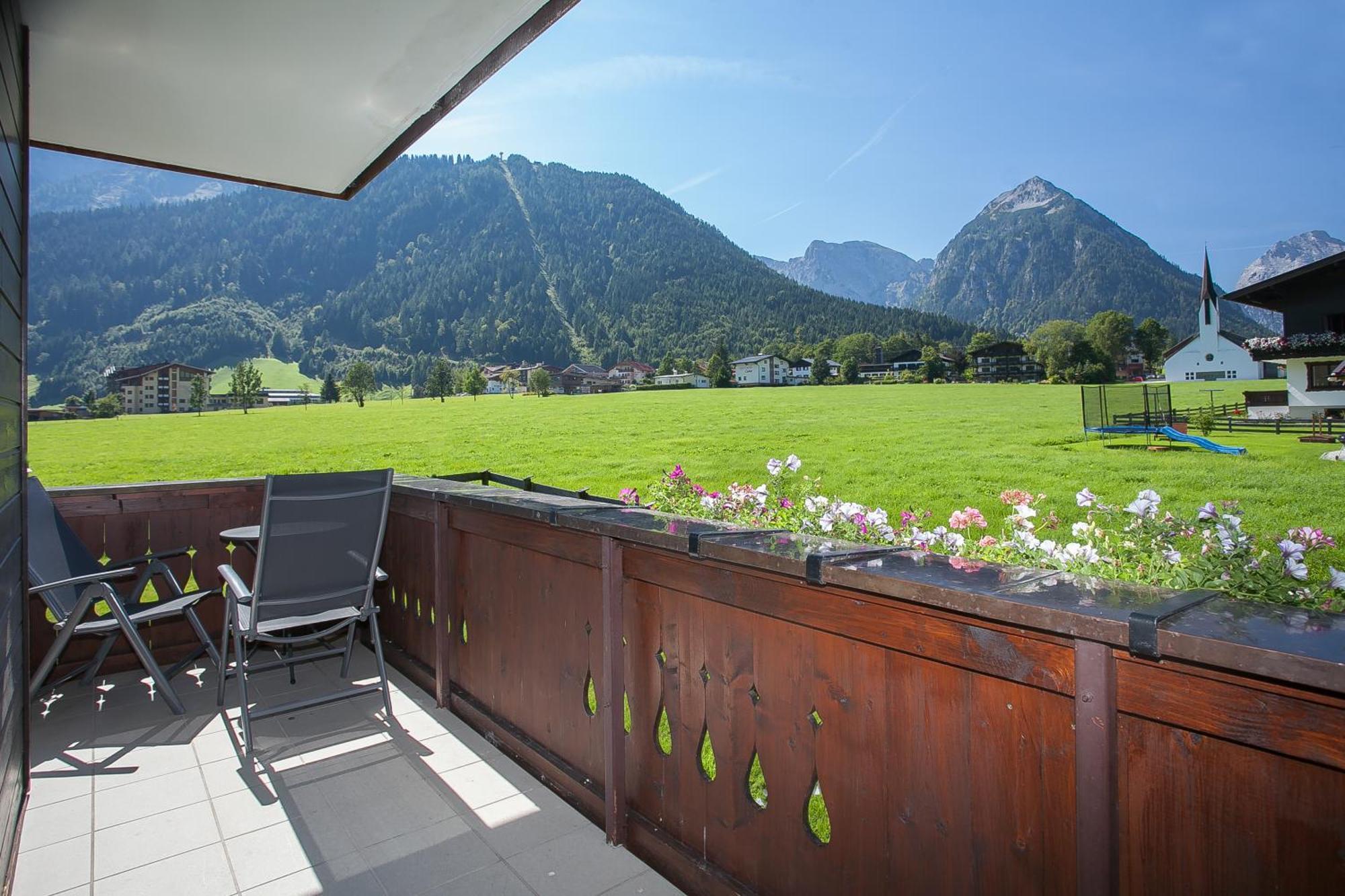 Alpenherz Ferienwohnungen Pertisau Eksteriør bilde