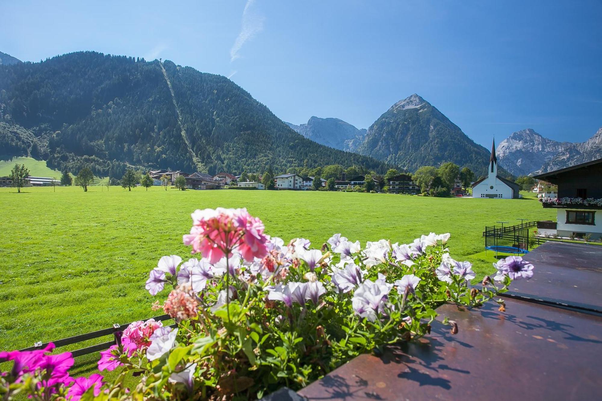 Alpenherz Ferienwohnungen Pertisau Eksteriør bilde