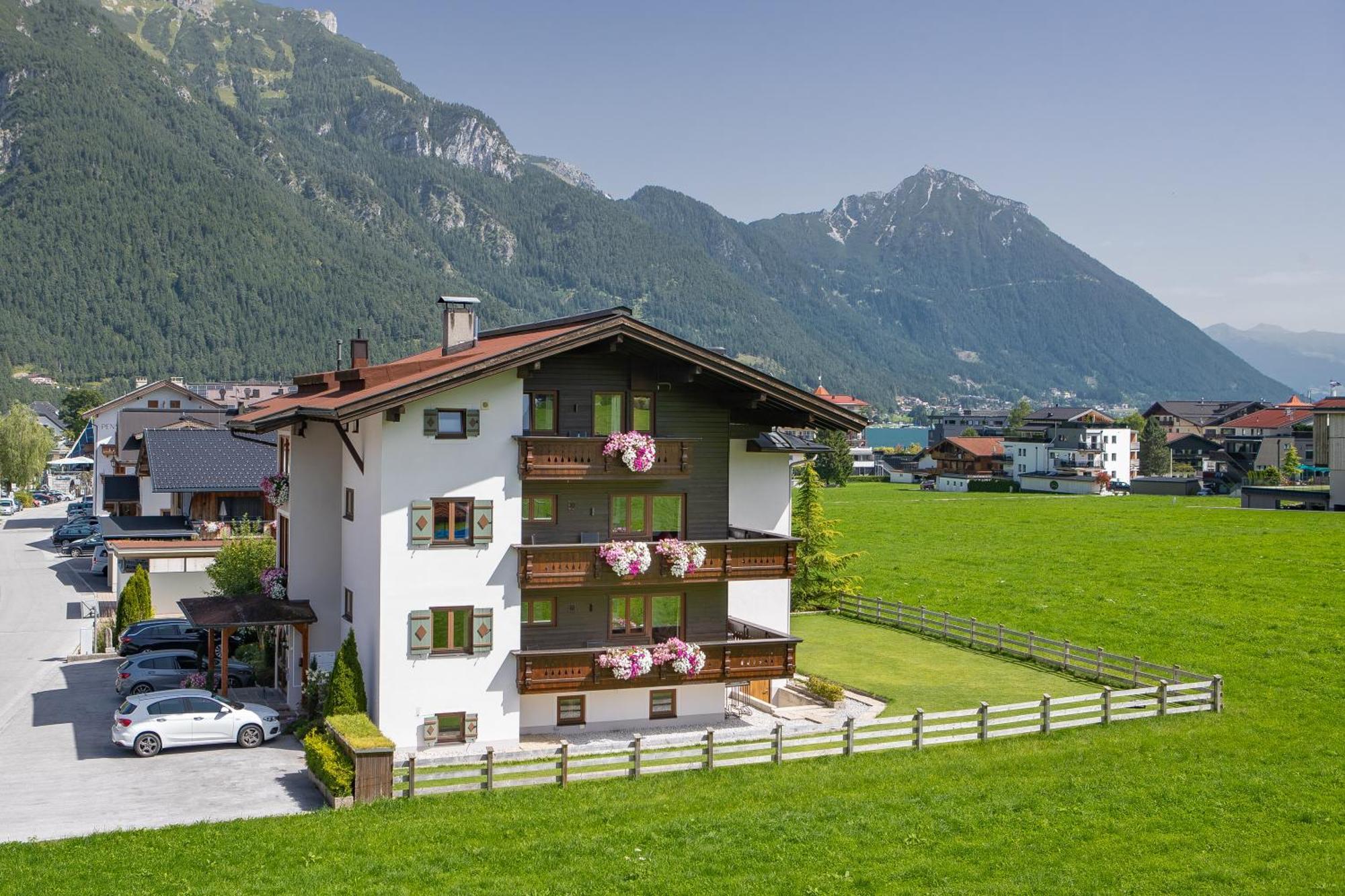 Alpenherz Ferienwohnungen Pertisau Eksteriør bilde